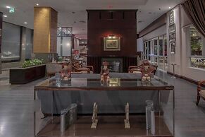 Hotel Deville Prime Porto Alegre