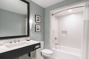 Renaissance New Orleans Pere Marquette French Qtr Area Hotel