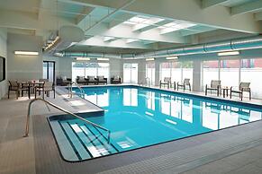 Courtyard by Marriott Toronto Airport