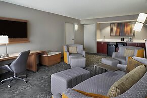 Courtyard by Marriott Toronto Airport