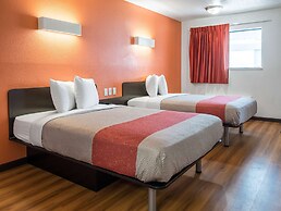 Motel 6 Columbus, OH - OSU