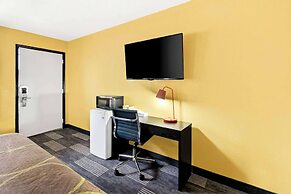 Super 8 by Wyndham Vandalia/Dayton International Airport