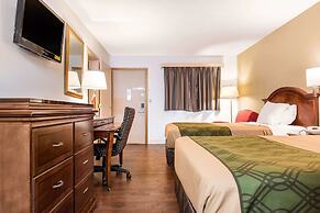 Econo Lodge Airport - Holland