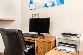 Econo Lodge Airport - Holland