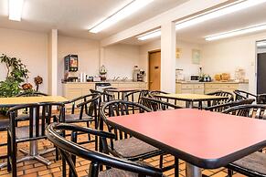 Econo Lodge Airport - Holland