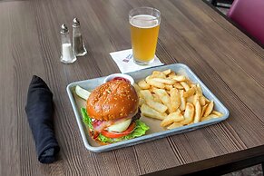 Hilton Garden Inn Portland Airport