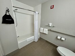 Garner Longview South by IHG