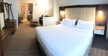 Holiday Inn Express Hotel & Suites Greenville, an IHG Hotel