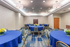 Holiday Inn Express Hauppauge by IHG