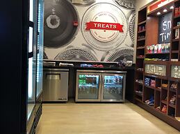 Hampton Inn Alexandria-Old Town/King St. Metro