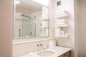 Hampton Inn Charleston - Daniel Island