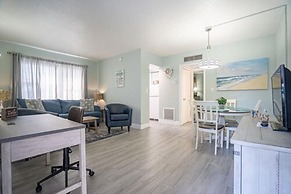 Carriage House Resort Motel