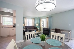 Carriage House Resort Motel