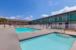 Super 8 by Wyndham Biloxi at the Beach