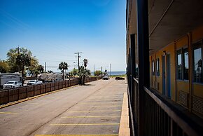 Super 8 by Wyndham Biloxi