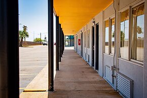 Super 8 by Wyndham Biloxi