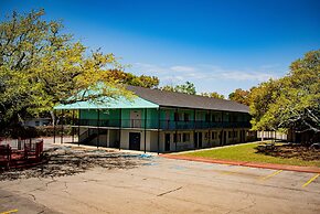 Super 8 by Wyndham Biloxi