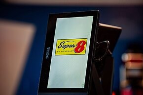 Super 8 by Wyndham Biloxi