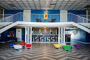 Super 8 by Wyndham Biloxi