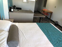 Red Lion Inn & Suites Elk Grove Village