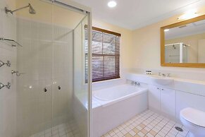 Oaks Cypress Lakes Resort