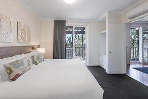 Oaks Cypress Lakes Resort