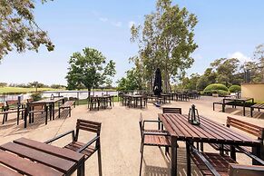 Oaks Cypress Lakes Resort