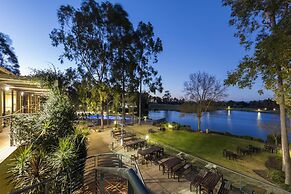 Oaks Cypress Lakes Resort