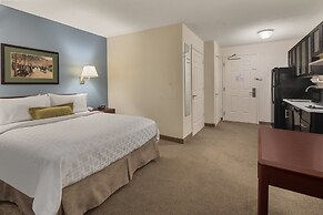 Candlewood Suites Raleigh Crabtree by IHG