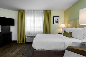 Candlewood Suites Raleigh Crabtree by IHG