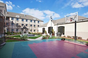 Staybridge Suites Columbus-Airport by IHG