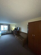 Cobblestone Hotel & Suites – Wisconsin Rapids