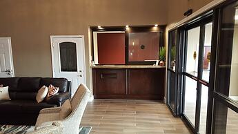 Red Roof Inn & Suites Houston - Humble/IAH Airport