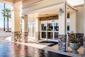 Comfort Inn near Frost Bank Center