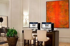 Hilton New Orleans/St. Charles Avenue