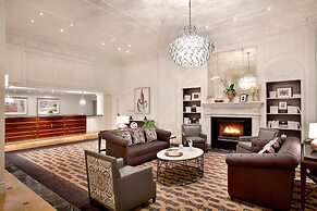 Hilton New Orleans/St. Charles Avenue