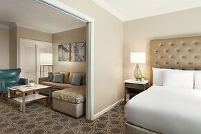 Hilton New Orleans/St. Charles Avenue