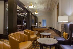 Hilton New Orleans/St. Charles Avenue