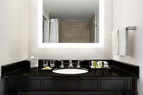 Hilton New Orleans/St. Charles Avenue