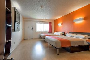 Motel 6 Anaheim Maingate