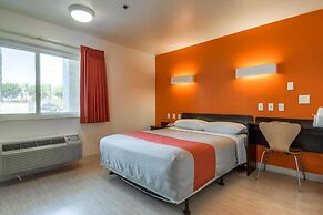 Motel 6 Anaheim Maingate