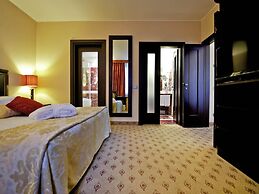 Mercure Eur Roma West