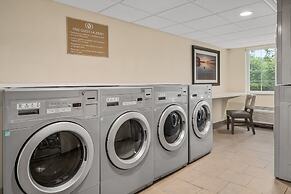 Candlewood Suites Huntersville by IHG