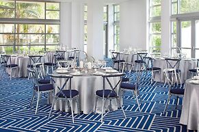 Cadillac Hotel & Beach Club, Autograph Collection