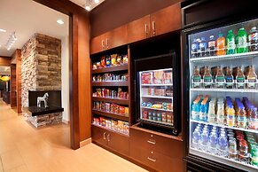 Fairfield Inn & Suites Lansing West