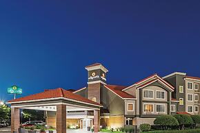La Quinta Inn & Suites by Wyndham Fort Worth North