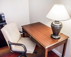 Rodeway Inn Huntington Station - Melville