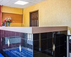 Rodeway Inn Huntington Station - Melville