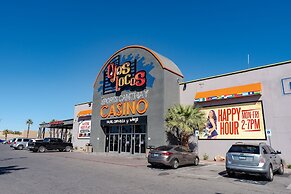 Hotel Jefe at Ojos Locos