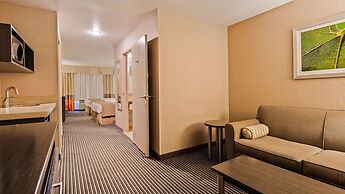 Best Western Plus Rama Inn & Suites